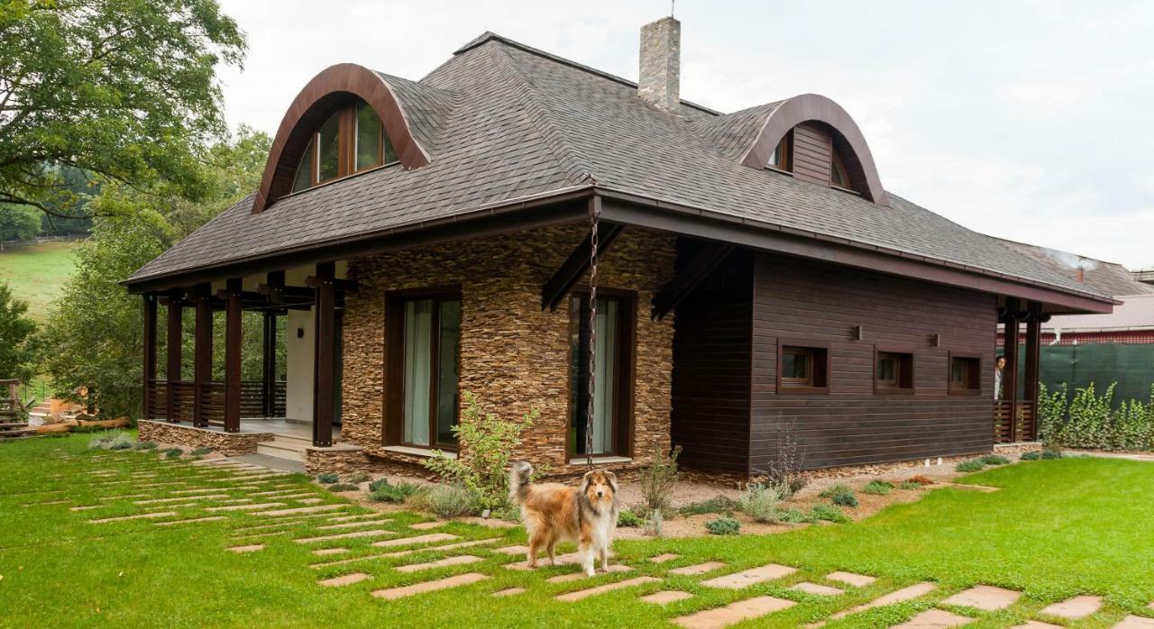Chalet Hovel Mînăstirea Humorului Exterior foto